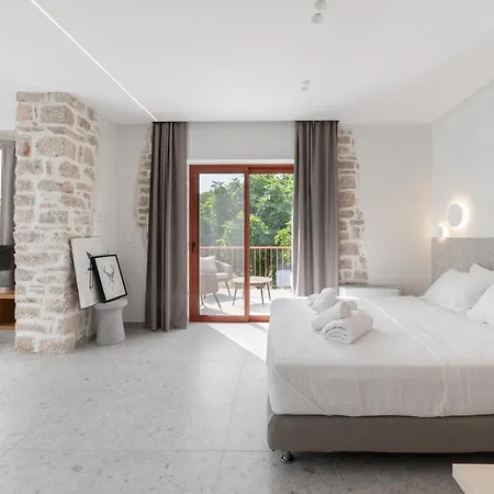 טריקלה Kampus Luxury Villas מראה חיצוני תמונה